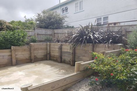 Photo of property in 17 Kowhai Street, Tawa, Wellington, 5028