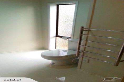 Photo of property in 7 Busbridge Place, Hillcrest, Auckland, 0627