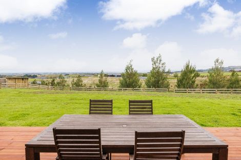 Photo of property in 117 Kingsdale Park Drive, Aokautere, Palmerston North, 4471