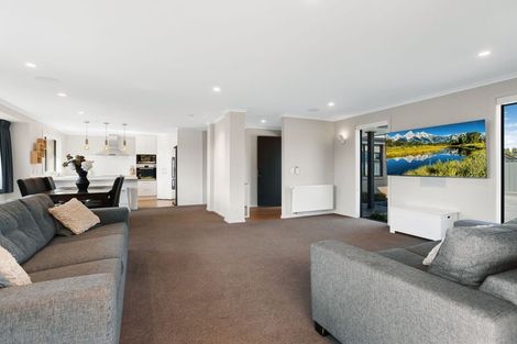 Photo of property in 78 Stratford Drive, Mount Pisa, Cromwell, 9383