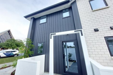 Photo of property in 2/87 Taikata Road, Te Atatu Peninsula, Auckland, 0610