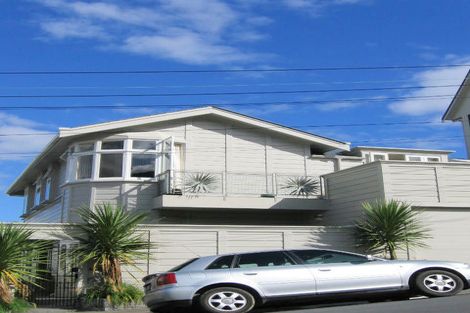 Photo of property in 63 Bolton Street, Kelburn, Wellington, 6012