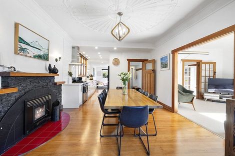 Photo of property in 76 Belt Road, New Plymouth, 4310