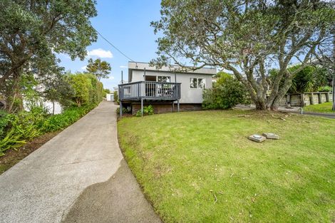 Photo of property in 53 Elliston Crescent, Stanmore Bay, Whangaparaoa, 0932