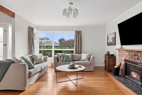 Photo of property in 63 Hall Street, Cambridge, 3434