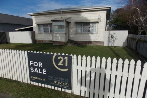 Photo of property in 54 Rata Street, Roslyn, Palmerston North, 4414