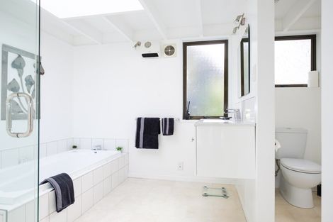 Photo of property in 10a Rainton Road, Kew, Dunedin, 9012