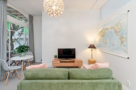 Photo of property in 228a Tinakori Road, Thorndon, Wellington, 6011