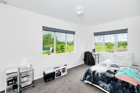 Photo of property in 53 Pooks Road, Ranui, Auckland, 0612