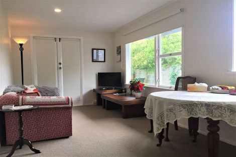 Photo of property in 7 Matipo Road, Mairangi Bay, Auckland, 0630