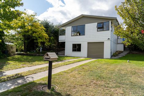 Photo of property in 82 Newcastle Street, Clyde, 9330