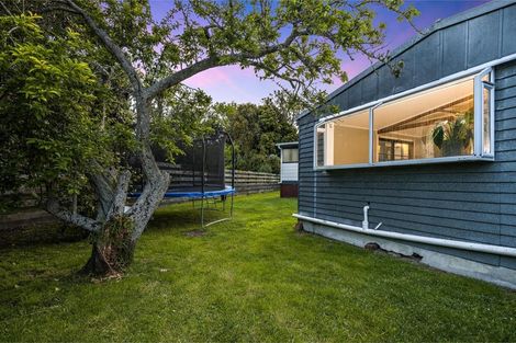 Photo of property in 8 Frostbite Place, Ranui, Auckland, 0612