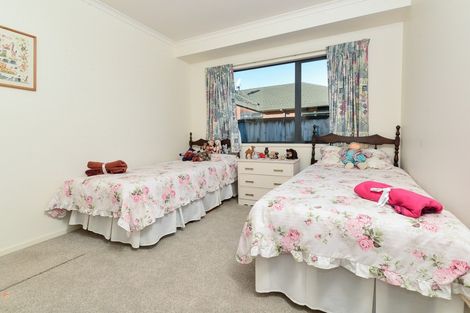 Photo of property in 21 Fendalton Drive, Rototuna, Hamilton, 3210