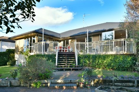 Photo of property in 11 D'urville Place, Gulf Harbour, Whangaparaoa, 0930