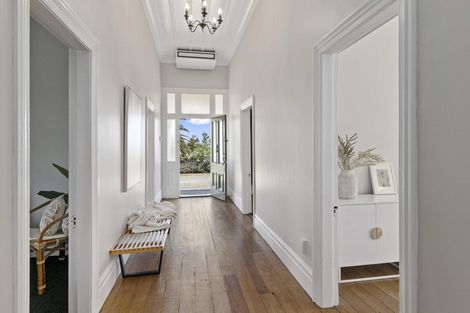 Photo of property in 10 Howe Street, Foxton, 4814