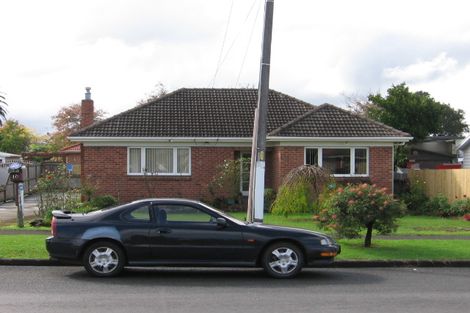 Photo of property in 1/10 York Road, Papatoetoe, Auckland, 2104