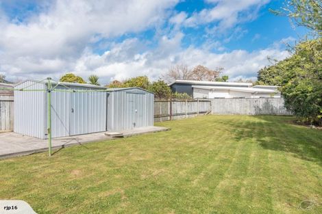 Photo of property in 320 Te Moana Road, Waikanae, 5036