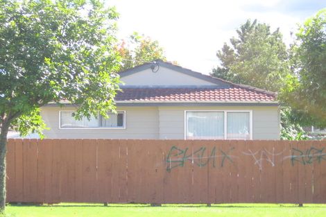 Photo of property in 305 Swanson Road, Ranui, Auckland, 0612