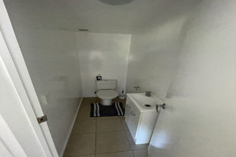 Photo of property in 941a East Coast Road, Torbay, Auckland, 0630