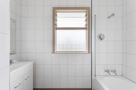 Photo of property in 35 Northcote Road, Te Hapara, Gisborne, 4010