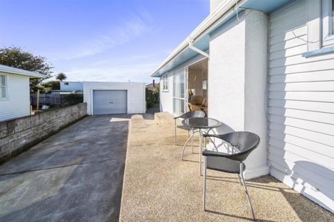 Photo of property in 22 Murray Avenue, Hawera, 4610