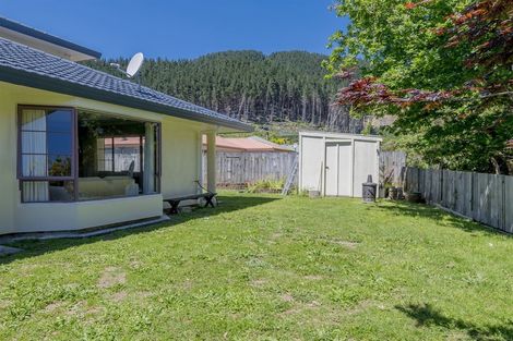 Photo of property in 42 He Awa Crescent, Waikanae, 5036