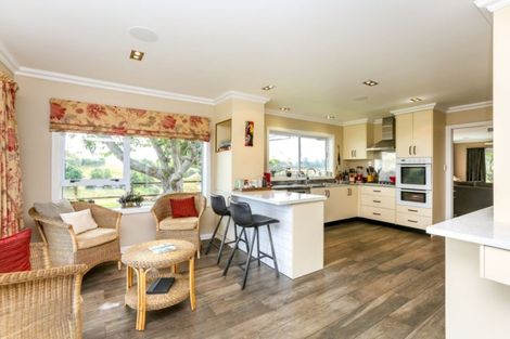 Photo of property in 38 Mcgiven Drive, Ridgewood, New Plymouth, 4371