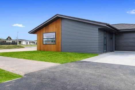 Photo of property in 1/67 Saint Andrews Terrace, Saint Andrews, Hamilton, 3200