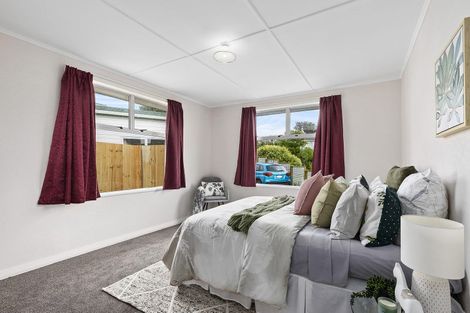 Photo of property in 45 Hiwi Crescent, Titahi Bay, Porirua, 5022