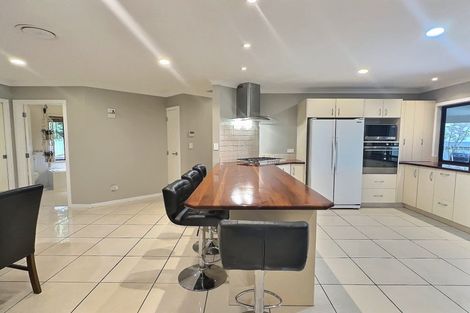 Photo of property in 9 Bassett Place, Taradale, Napier, 4112
