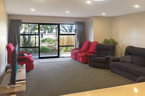 Photo of property in 3/22 Grove Road, Addington, Christchurch, 8024