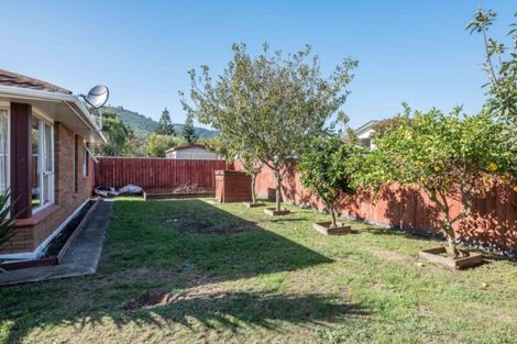 Photo of property in 28a Kapanui Road, Waikanae, 5036