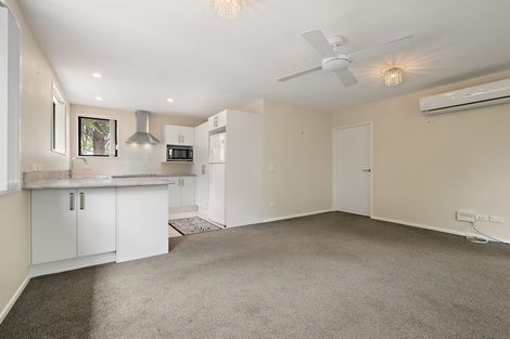 Photo of property in 1 Farm Lane, Parklands, Christchurch, 8083