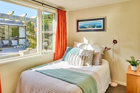 Photo of property in 7 Motukaraka Point, Pauatahanui, Porirua, 5381