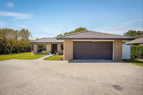 Photo of property in 3 Solan Drive, Waimauku, 0812