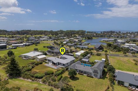 Photo of property in 132 Harbour Drive, Matarangi, Whitianga, 3592