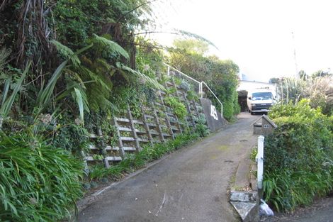 Photo of property in 49 Trelissick Crescent, Ngaio, Wellington, 6035