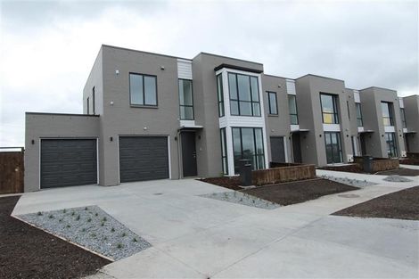 Photo of property in 9 Karokaro Road, Takanini, 2112