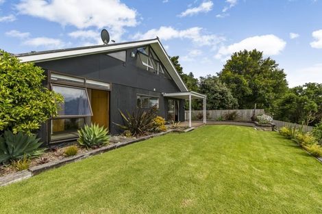 Photo of property in 1/44 Rewarewa Road, Te Atatu Peninsula, Auckland, 0610