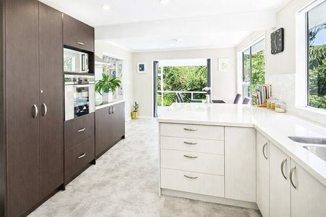 Photo of property in 4 Rokewa Way, Paparangi, Wellington, 6037