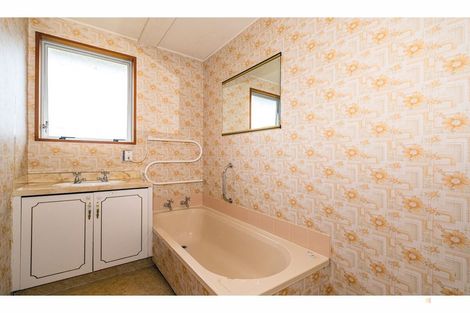 Photo of property in 2/56 Pukatea Street, Gleniti, Timaru, 7910