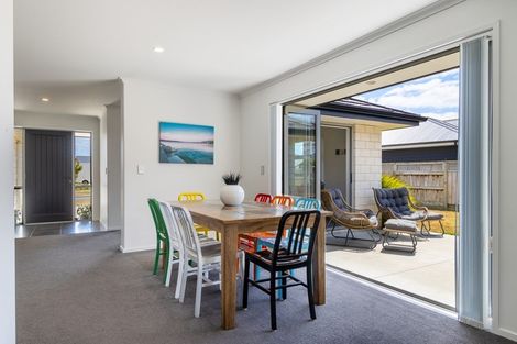 Photo of property in 48 Jarrett Terrace, Leamington, Cambridge, 3432