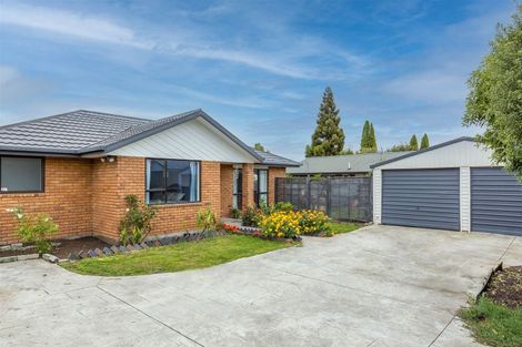 Photo of property in 2/327 Main South Road, Hornby, Christchurch, 8042