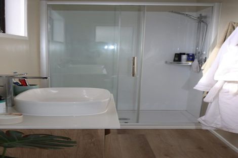 Photo of property in 26 Bay View Road, Cable Bay, 0420