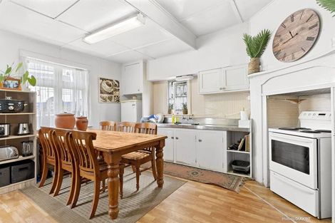 Photo of property in 212 Rongotai Road, Rongotai, Wellington, 6022