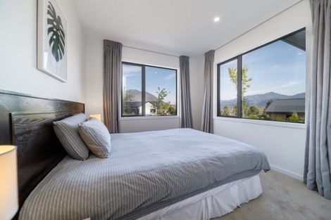 Photo of property in 6 Polperro Court, Jacks Point, Queenstown, 9371