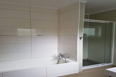 Photo of property in 17 Garfield Street, Brooklyn, Wellington, 6021