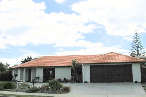 Photo of property in 1 Nautilus Drive, Papamoa Beach, Papamoa, 3118