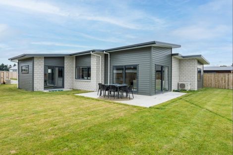Photo of property in 16 Tawhai Crescent, Wharewaka, Taupo, 3330