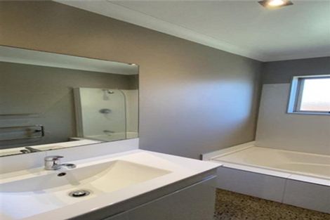 Photo of property in 84 Solomon Street, Brookfield, Tauranga, 3110